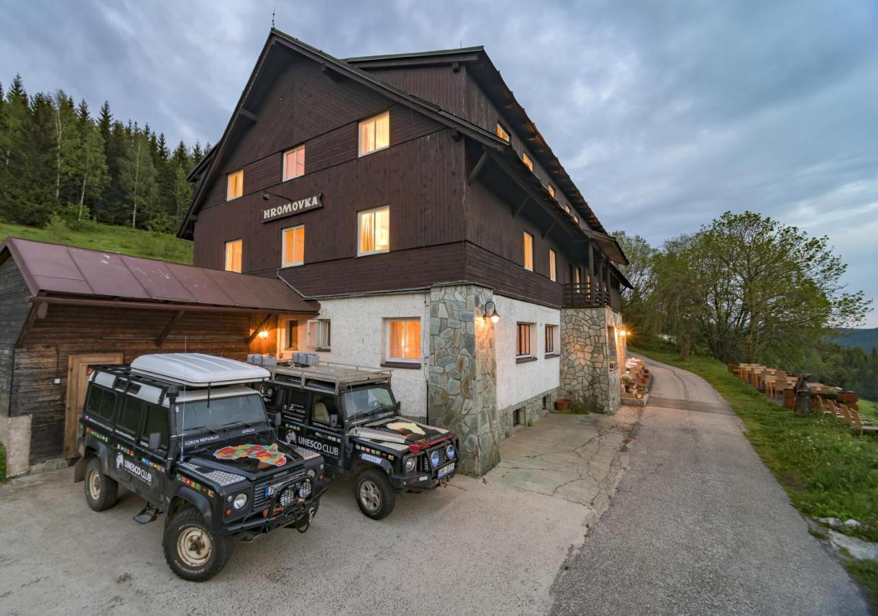 Hotel Hromovka ชปินด์เลอรูฟ มลิน ภายนอก รูปภาพ